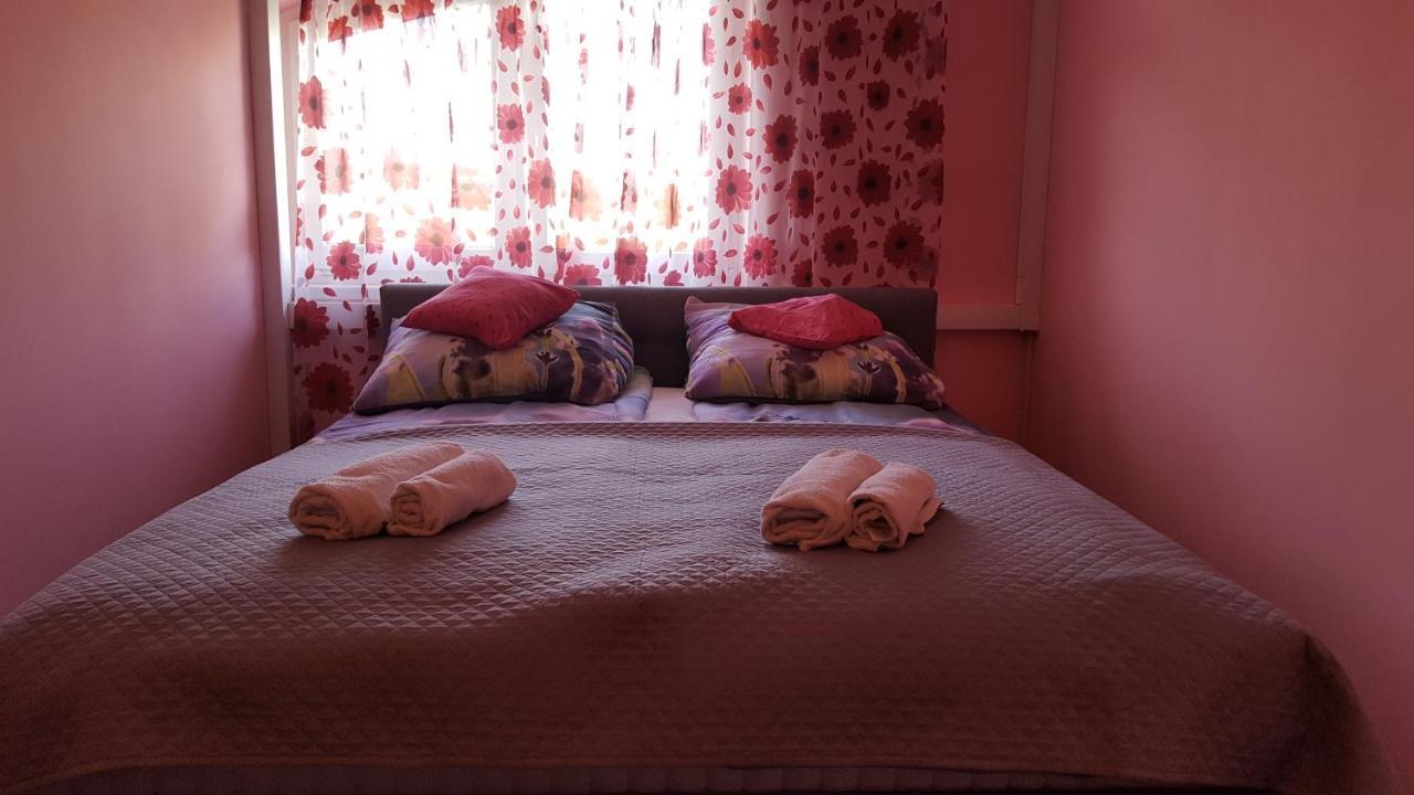 Paris-Lux. Apartment Hajdúszoboszló Екстериор снимка