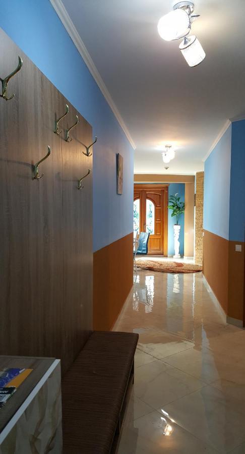 Paris-Lux. Apartment Hajdúszoboszló Екстериор снимка