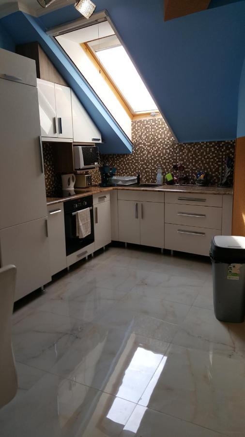 Paris-Lux. Apartment Hajdúszoboszló Екстериор снимка